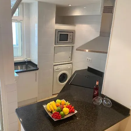 Apartment Central 2 Bed In La Nogalera
